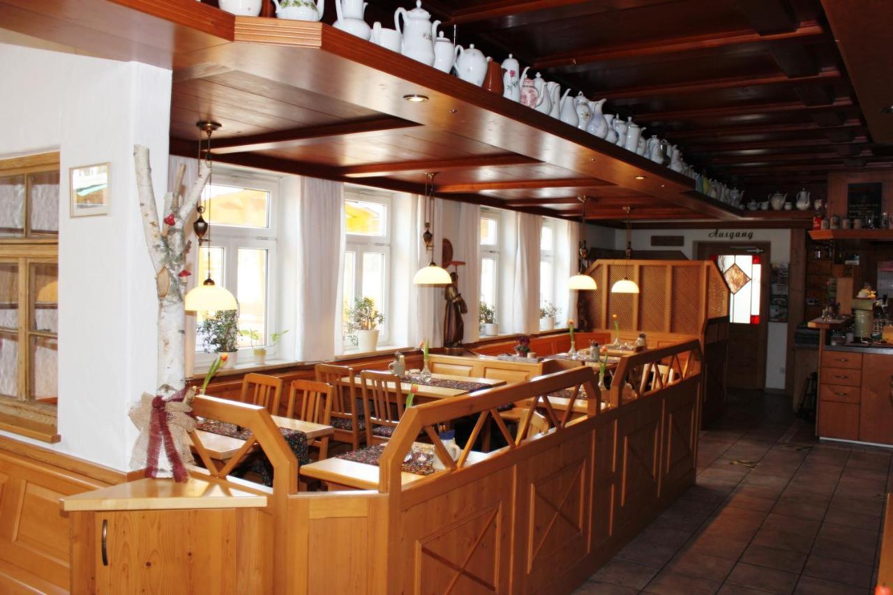 Landhotel Zum Boehm ロート エクステリア 写真