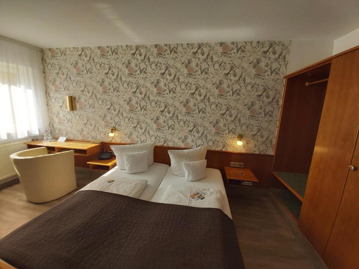 Landhotel Zum Boehm ロート エクステリア 写真